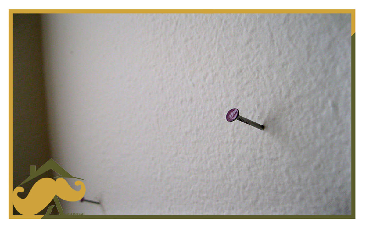 پوشاندن جای رولپلاک روی دیوار 